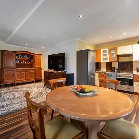Апартаменты Apartament Artystyczny